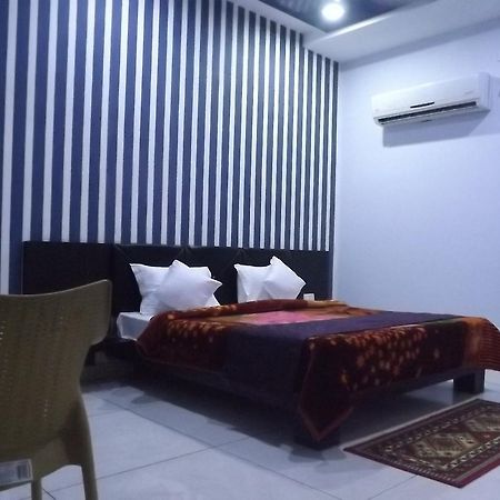Oyo 30415 Hotel White City Anandpur  Exteriör bild